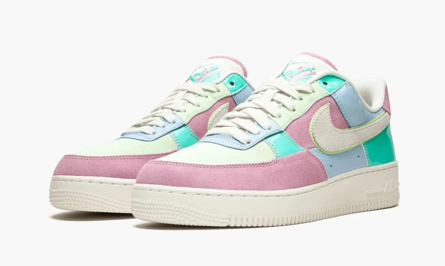 NIKE AIR FORCE 1 07 QS - beetsneakers