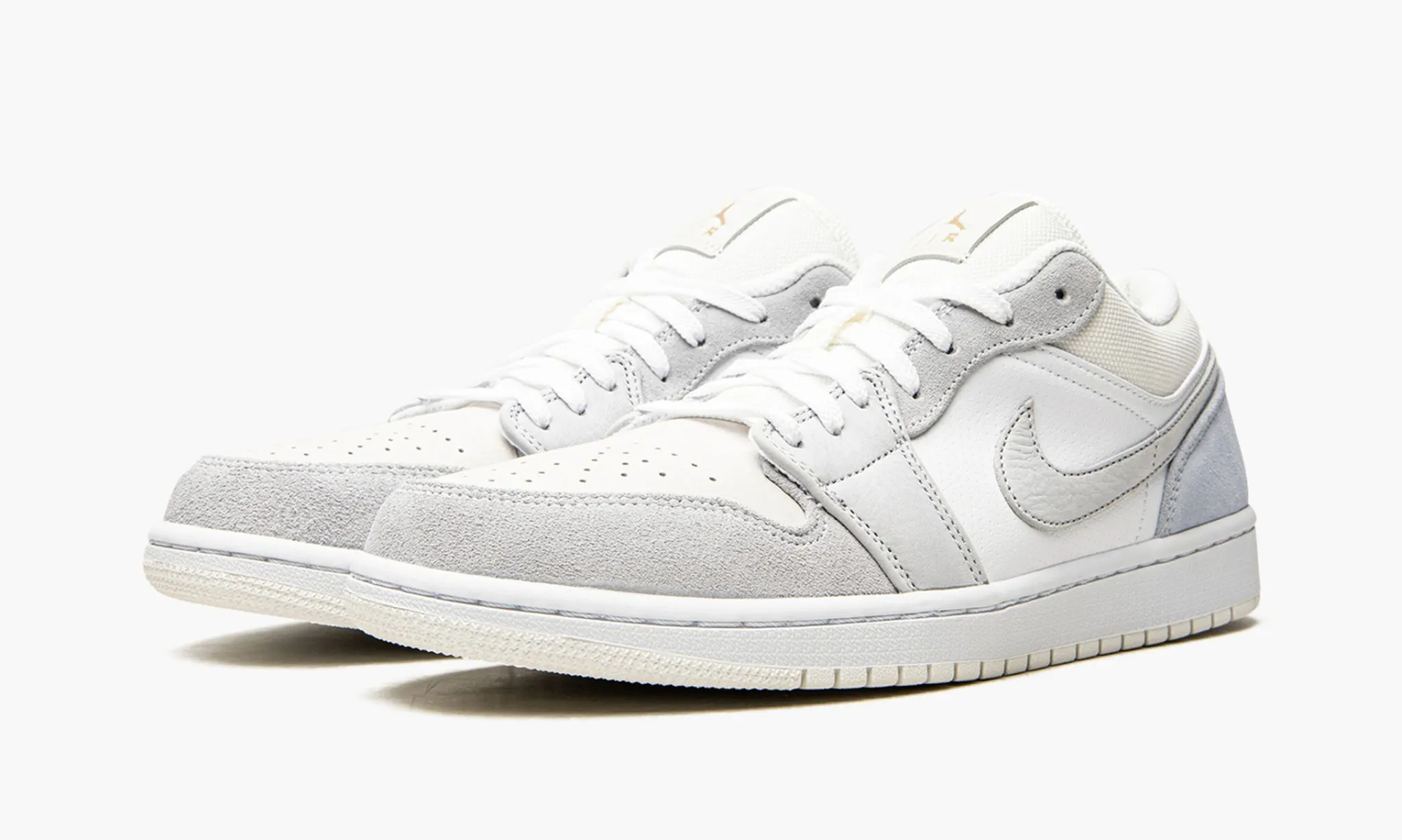 JORDAN 1 LOW Paris - beetsneakers