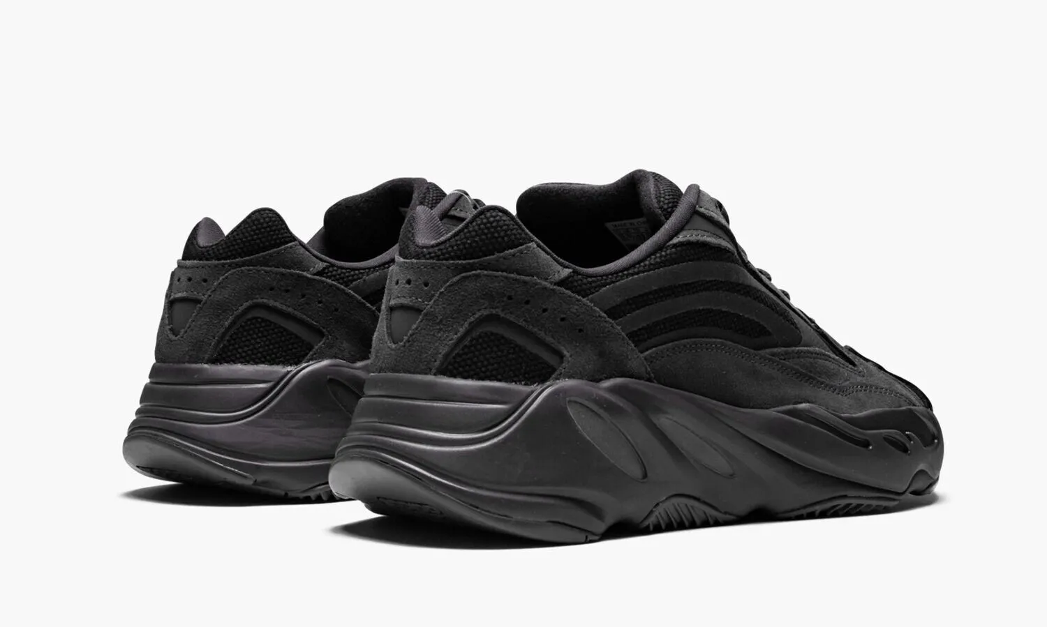 YEEZY BOOST 700 V2 Vanta - beetsneakers