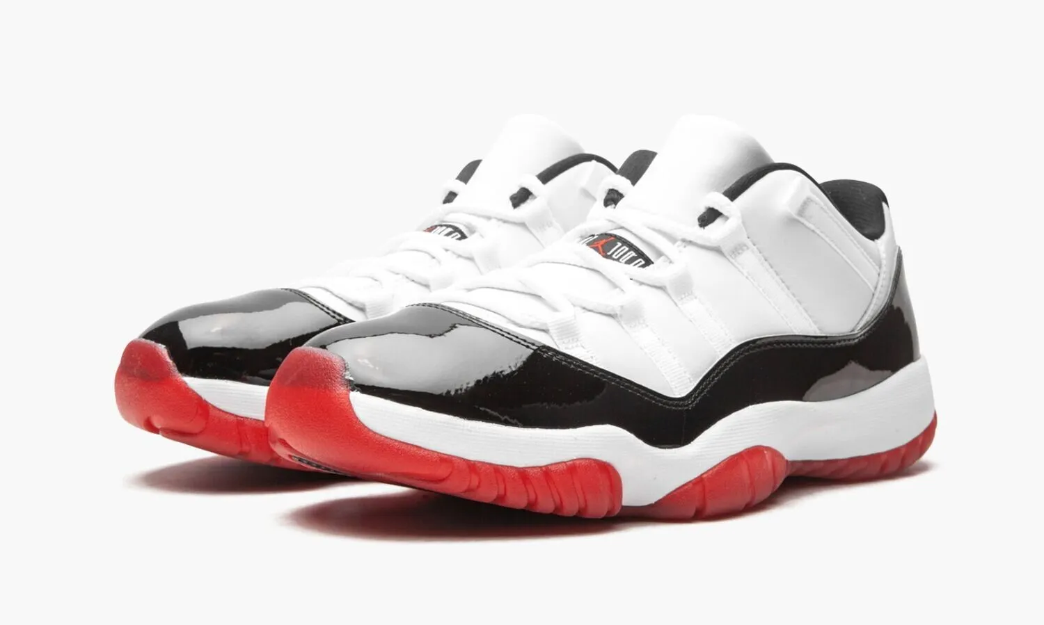 JORDAN 11 RETRO LOW Concord Bred - beetsneakers