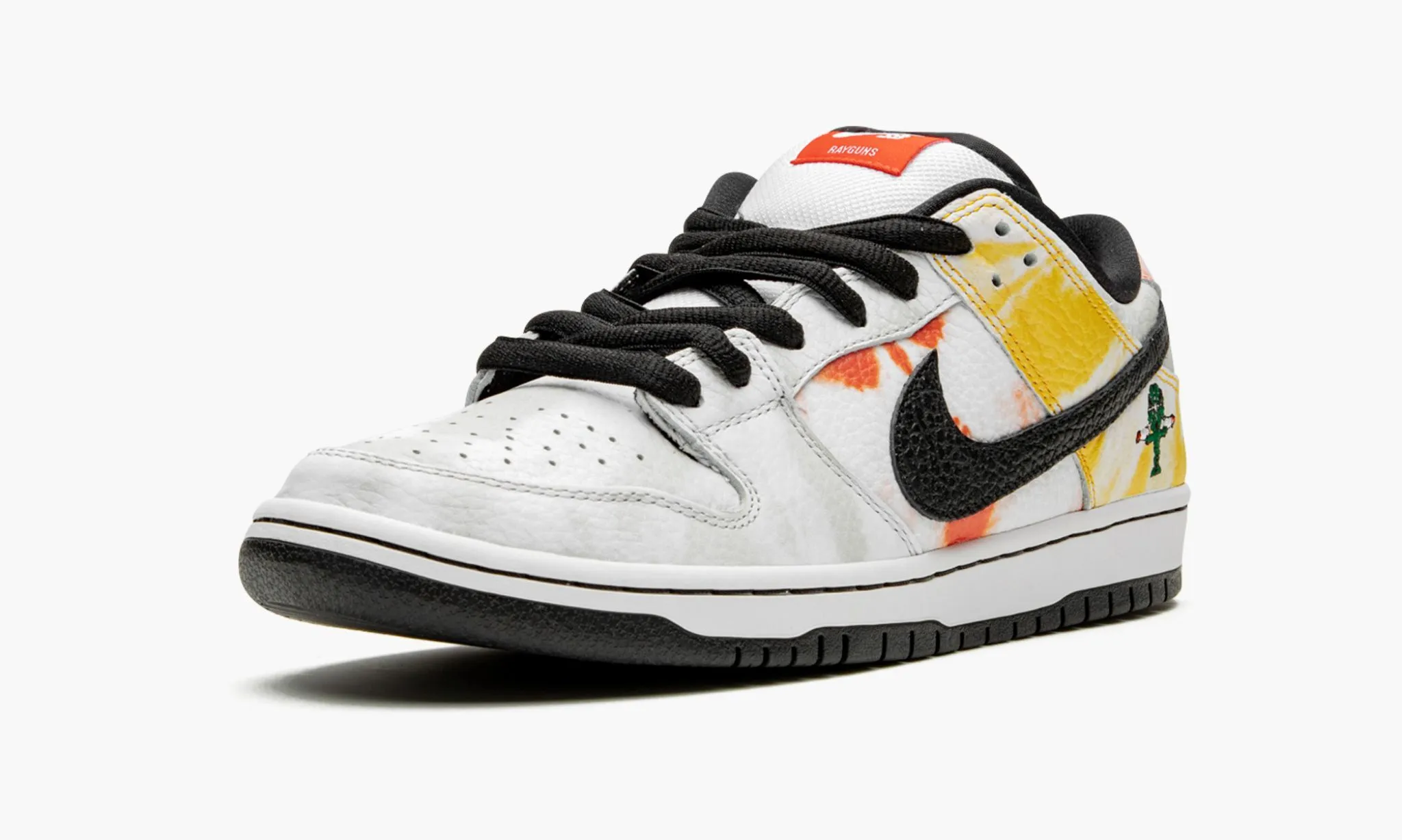 NIKE SB DUNK LOW Tie Dye Rayguns 2019 White - beetsneakers