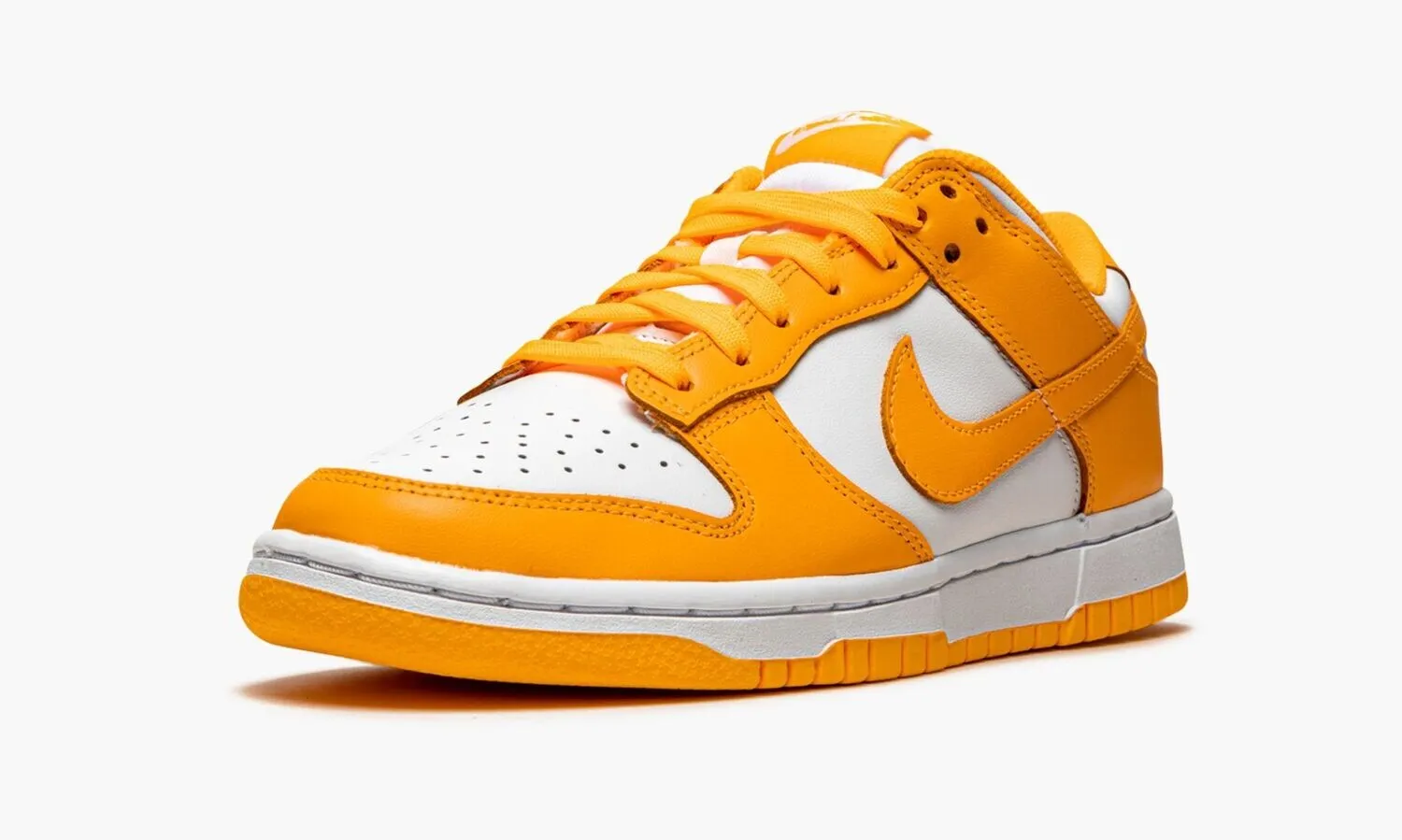 NIKE DUNK LOW Laser Orange - beetsneakers