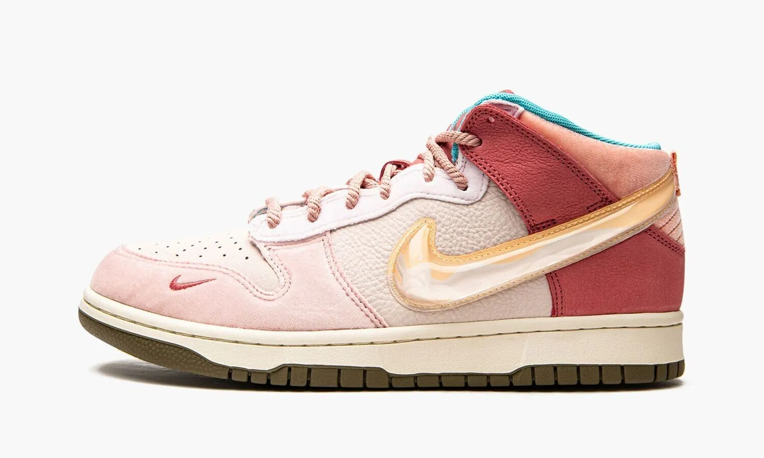 NIKE DUNK MID Social Status Strawberry Chocolate - beetsneakers