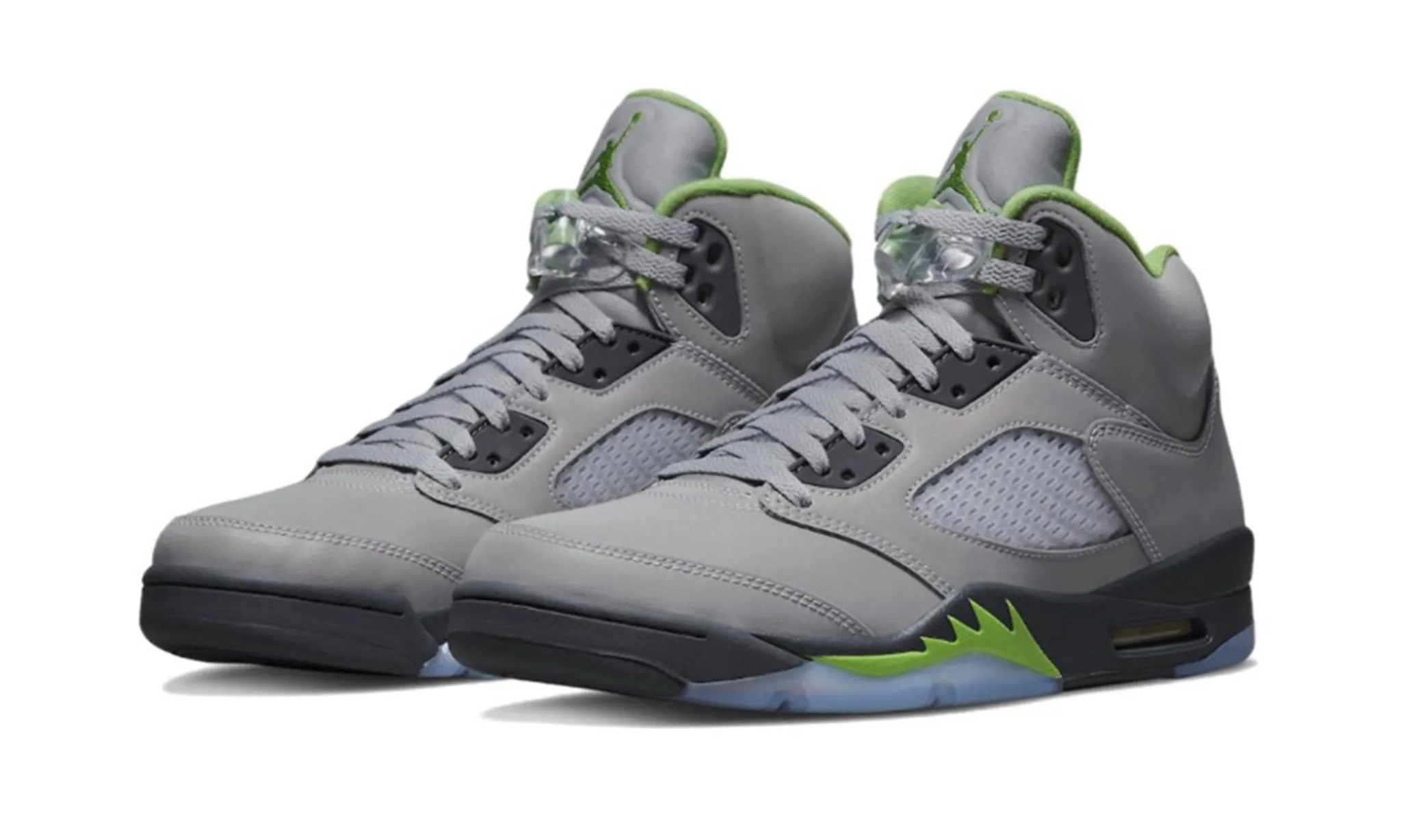 Jordan 5 Retro International Flight - beetsneakers