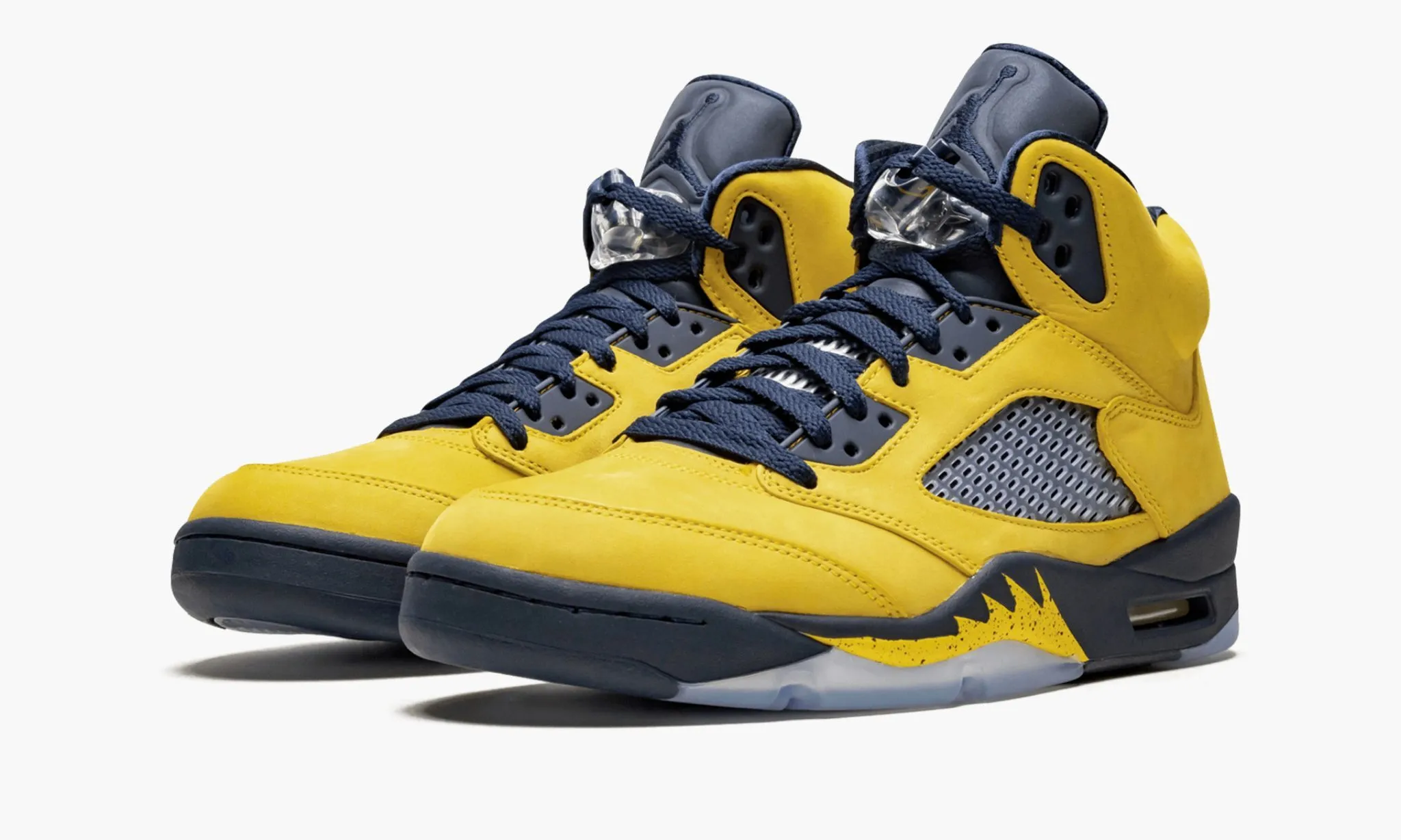 JORDAN 5 RETRO SE Michigan - beetsneakers