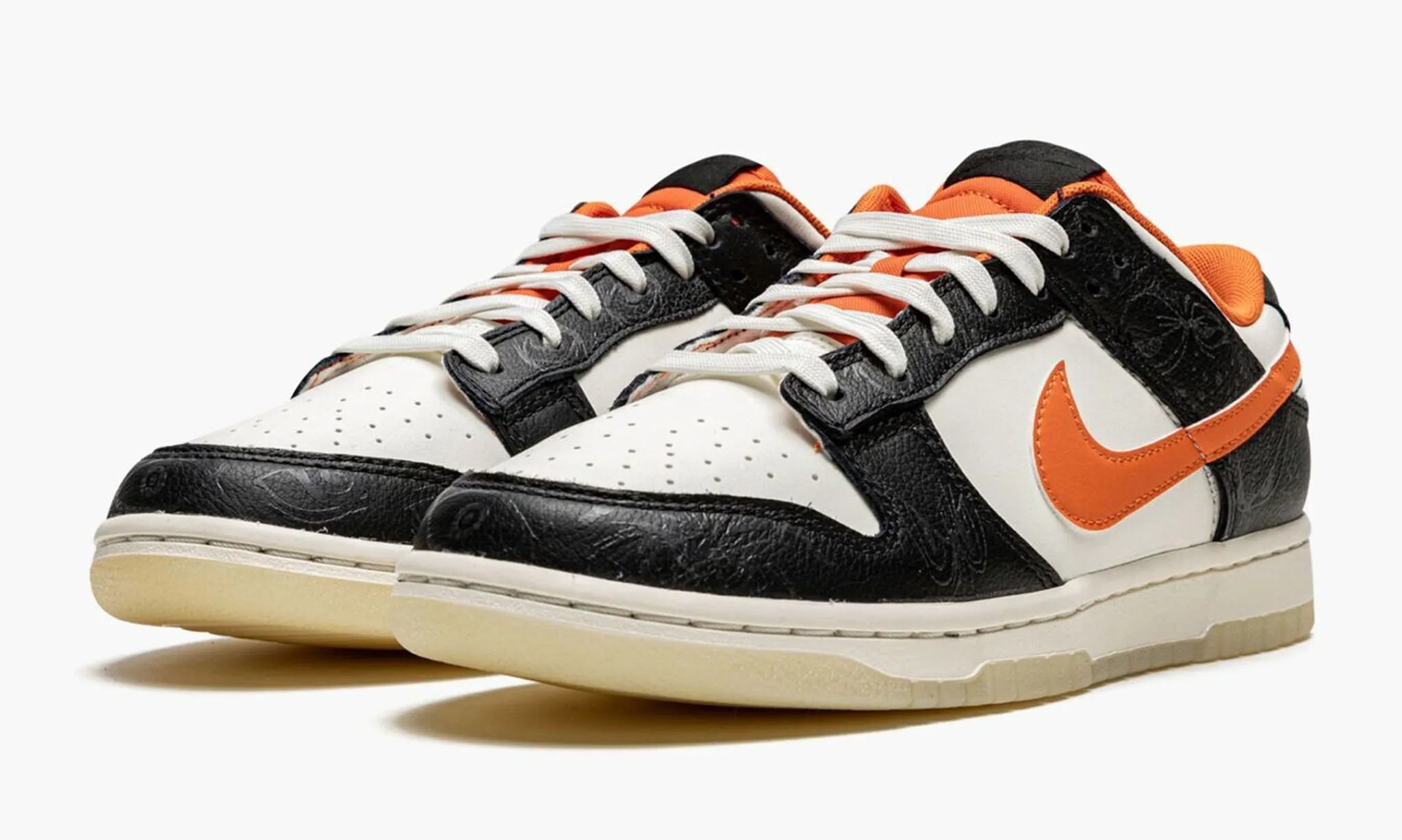 NIKE DUNK LOW RETRO PRM Halloween - beetsneakers