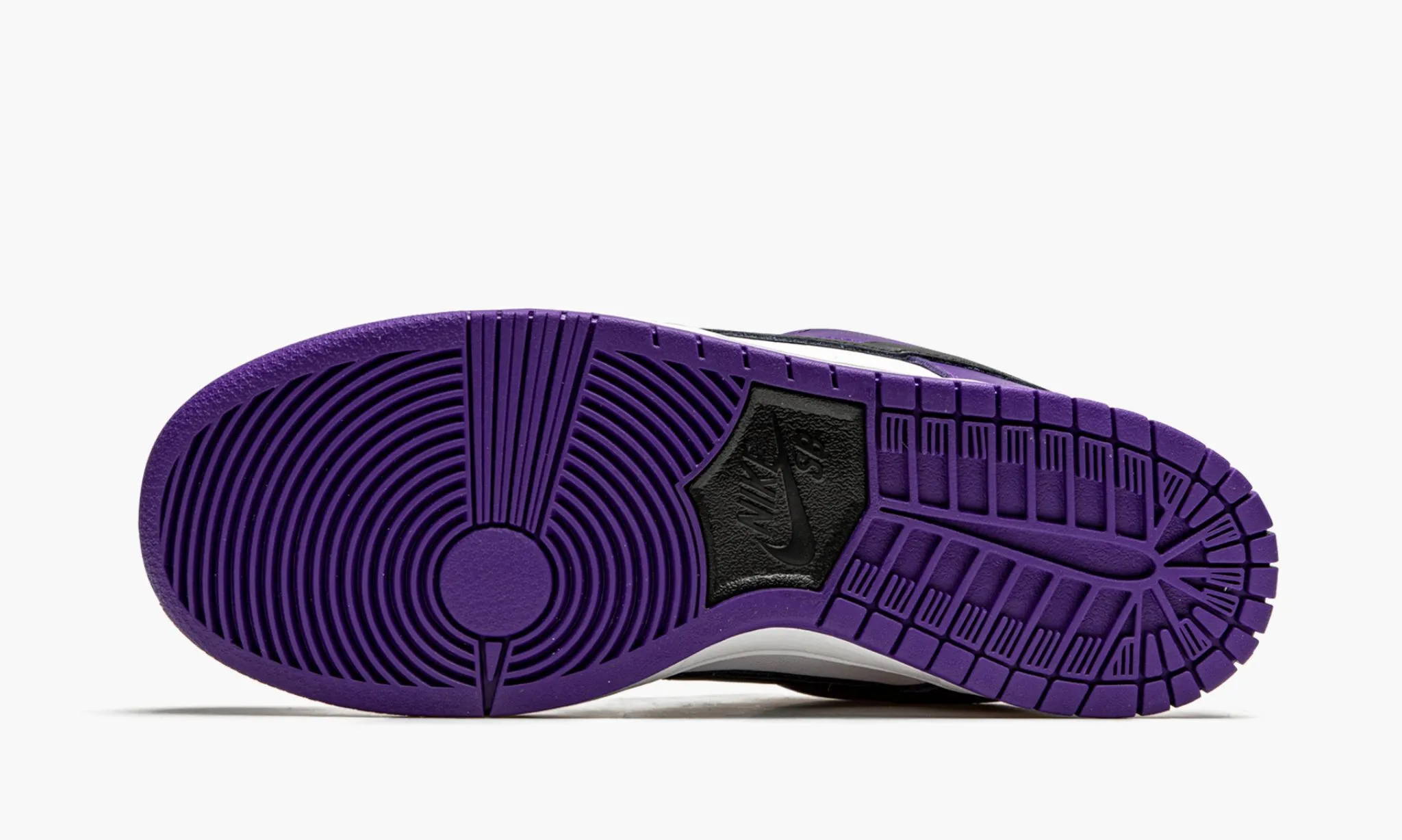 NIKE SB DUNK LOW Court Purple - beetsneakers