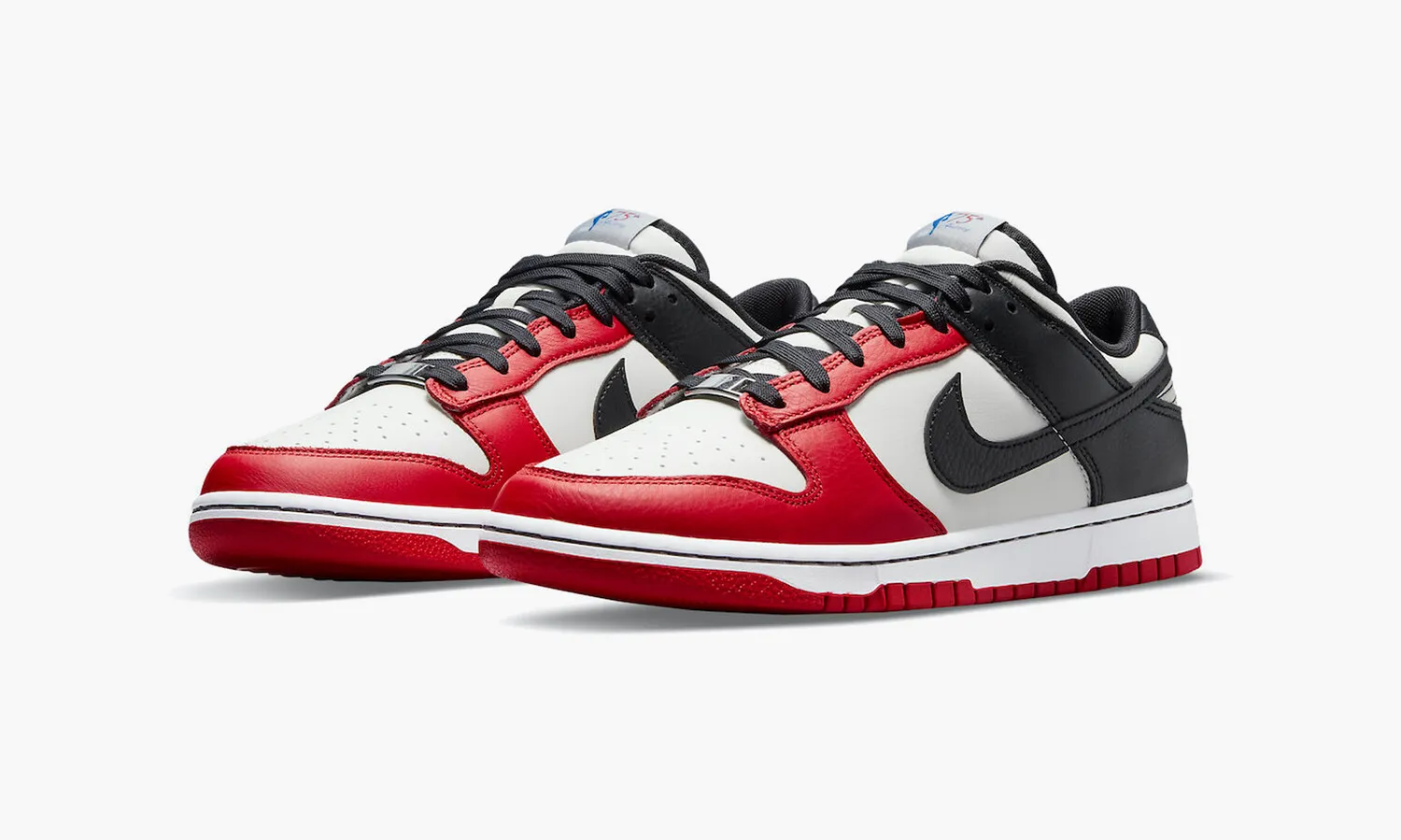 Nike Dunk Low EMB Chicago - beetsneakers