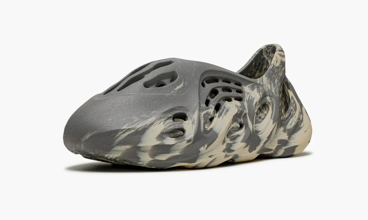 YEEZY FOAM RUNNER MXT Moon Grey - beetsneakers