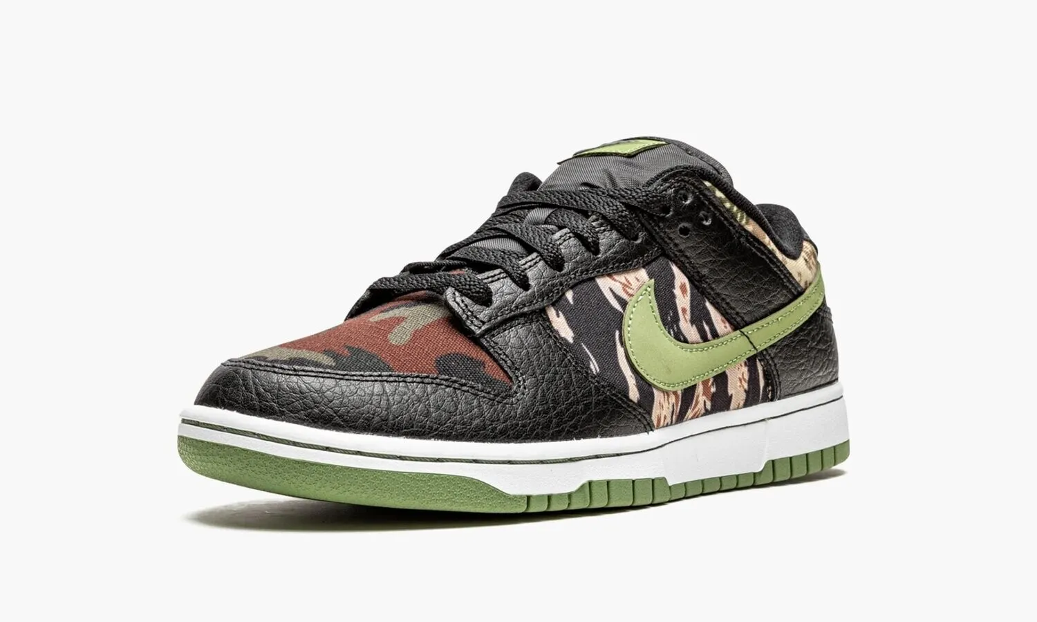 NIKE DUNK LOW Black Multi Camo - beetsneakers