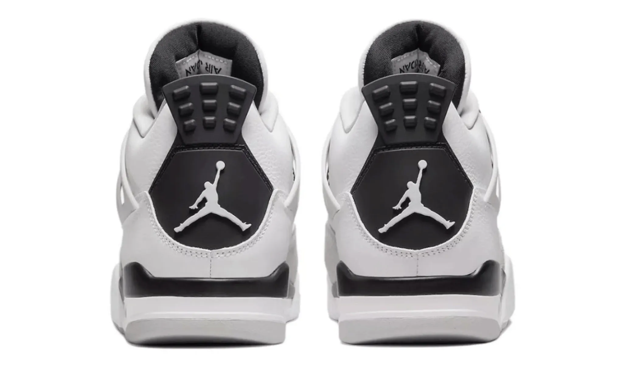 Jordan 4 Retro Military Black - beetsneakers