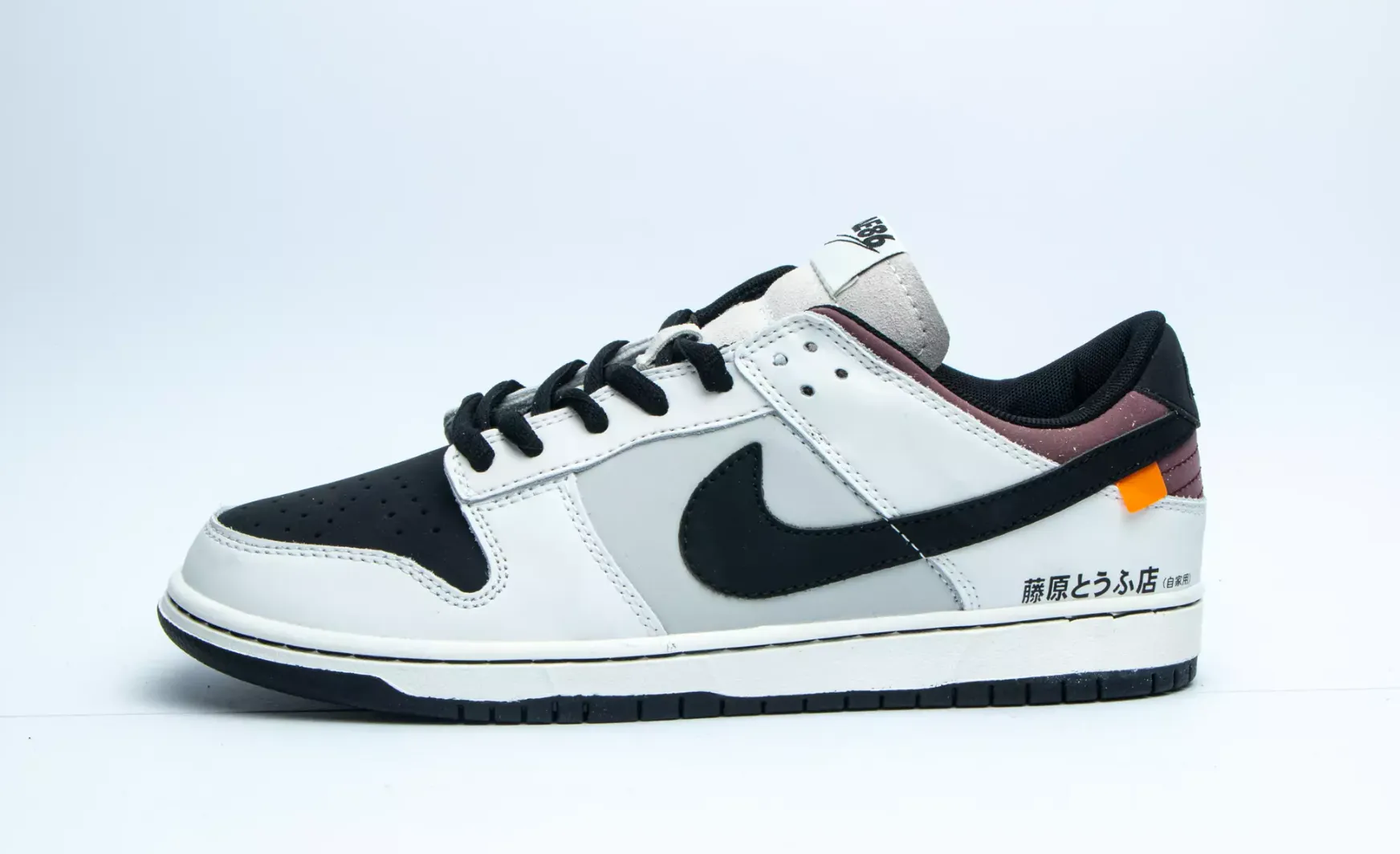 NIKE SB DUNK LOW PRO AE86 'INITIAL D' GREY BLACK - beetsneakers