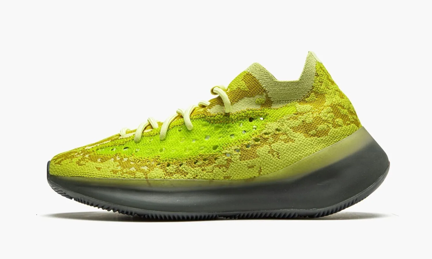 YEEZY BOOST 380 Hylte Glow - beetsneakers