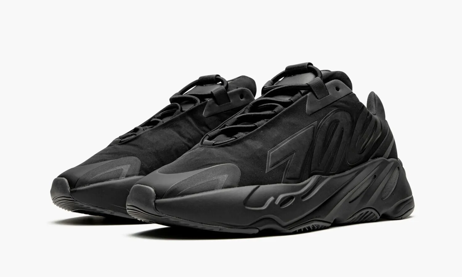 YEEZY BOOST 700 MNVN Triple Black - beetsneakers