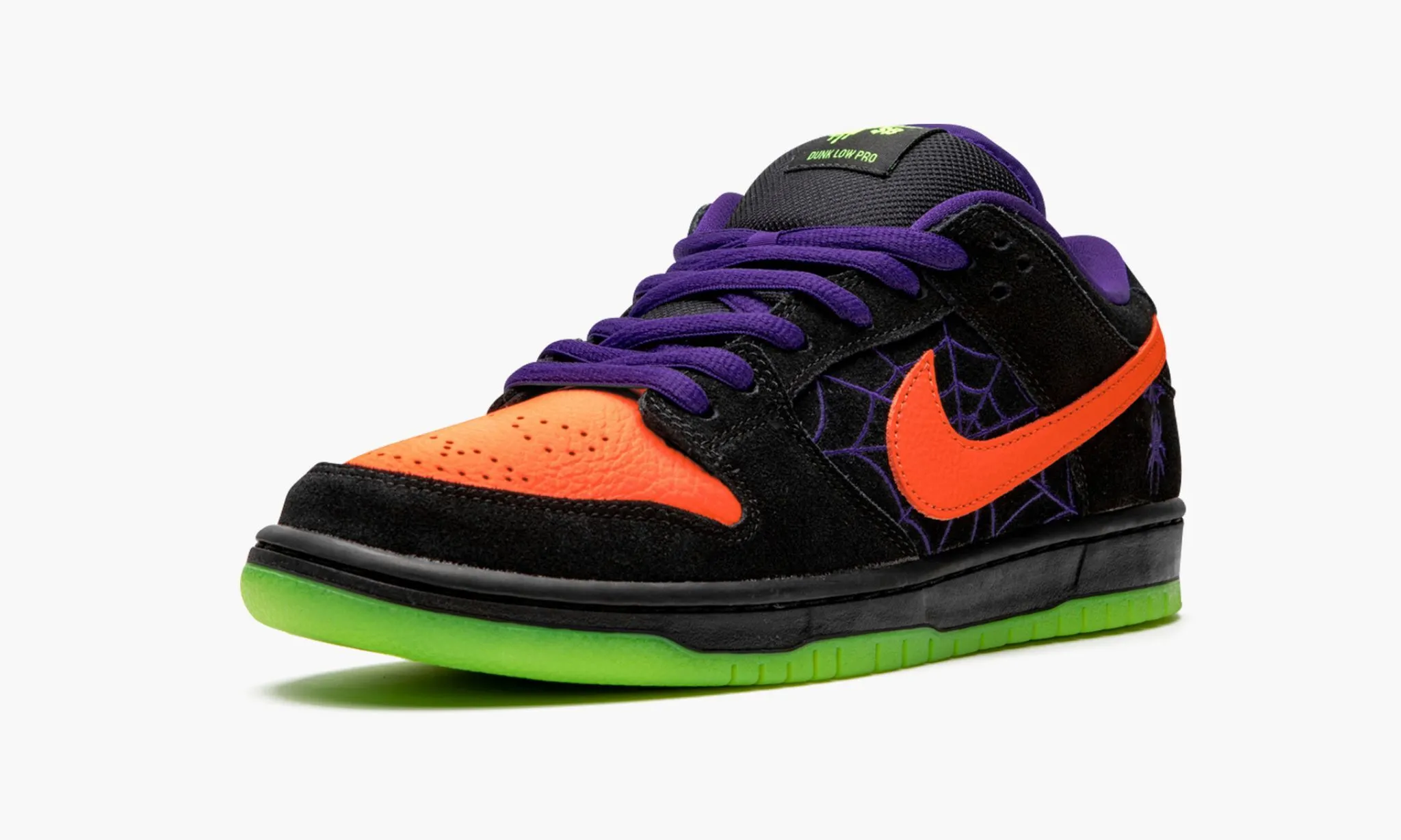 NIKE SB DUNK LOW Night of Mischief - beetsneakers