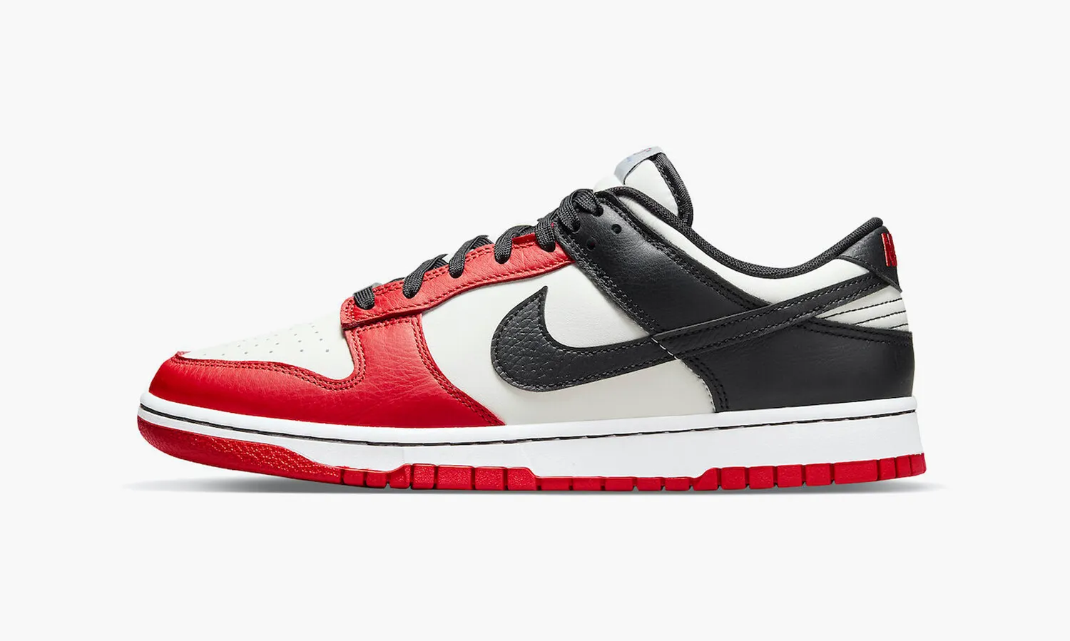 Nike Dunk Low EMB Chicago - beetsneakers