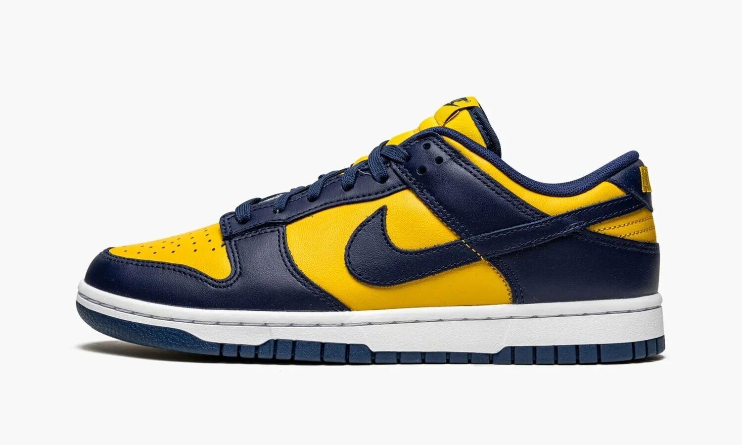 NIKE DUNK LOW Michigan - beetsneakers