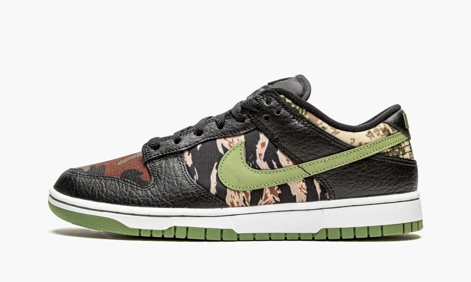 NIKE DUNK LOW Black Multi Camo - beetsneakers