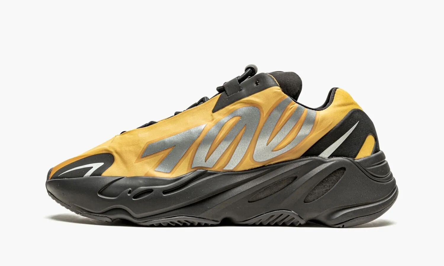 YEEZY 700 MNVN Honey Flux - beetsneakers