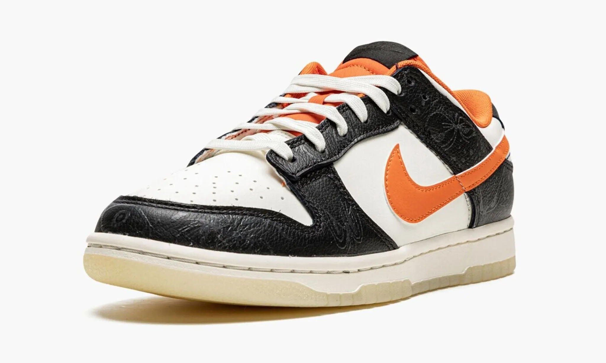 NIKE DUNK LOW RETRO PRM Halloween - beetsneakers