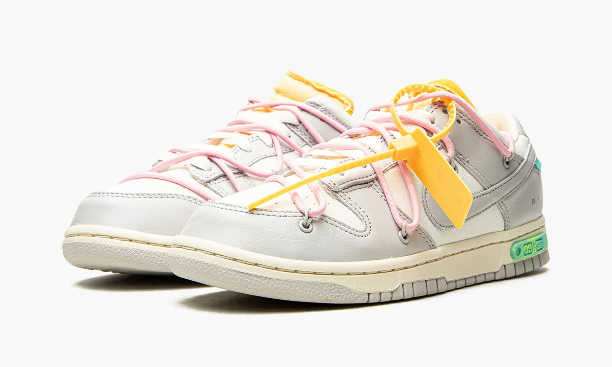 NIKE DUNK LOW OFF WHITE Lot 09 50 - beetsneakers