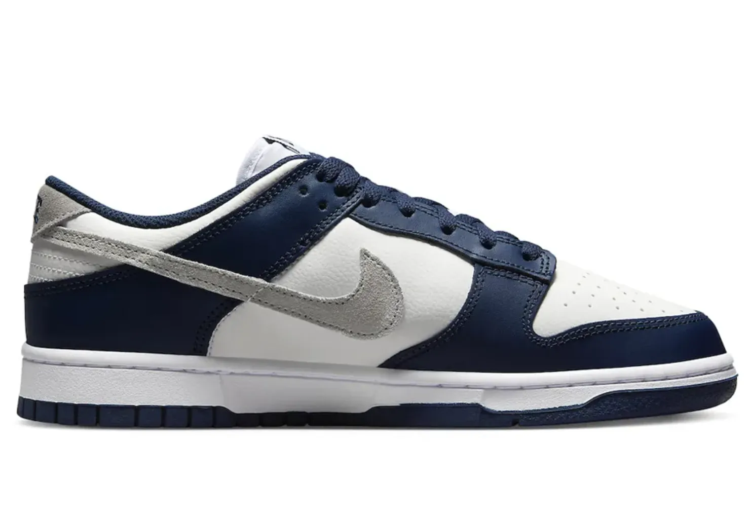 Nike Dunk Low Summit White Midnight Navy - beetsneakers