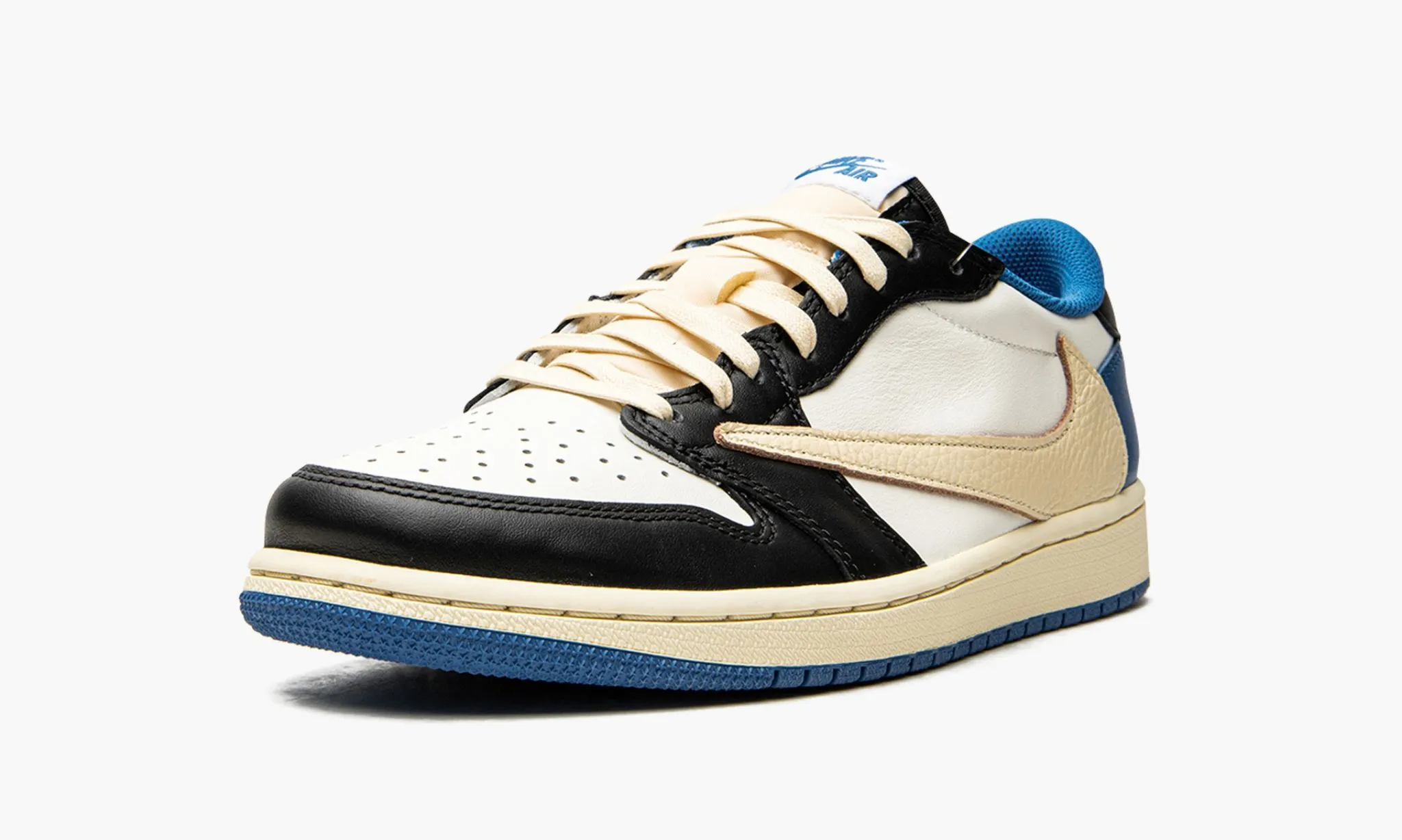 Jordan 1 Low Fragment x Travis Scott - beetsneakers