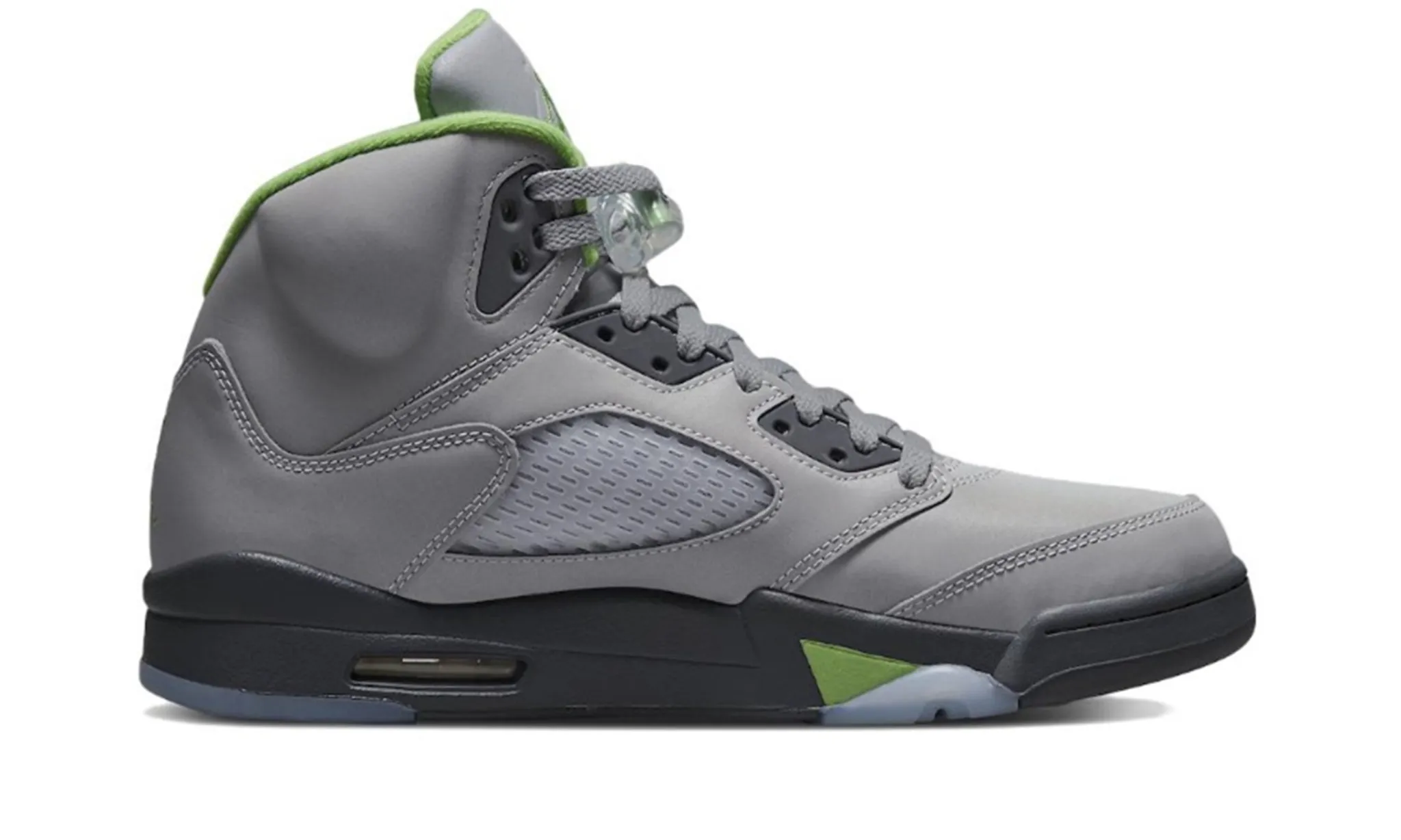 Jordan 5 Retro International Flight - beetsneakers