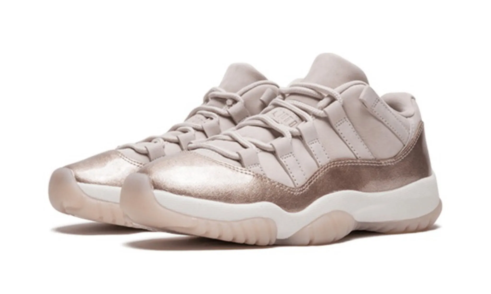Jordan 11 Retro Low Rose Gold - beetsneakers