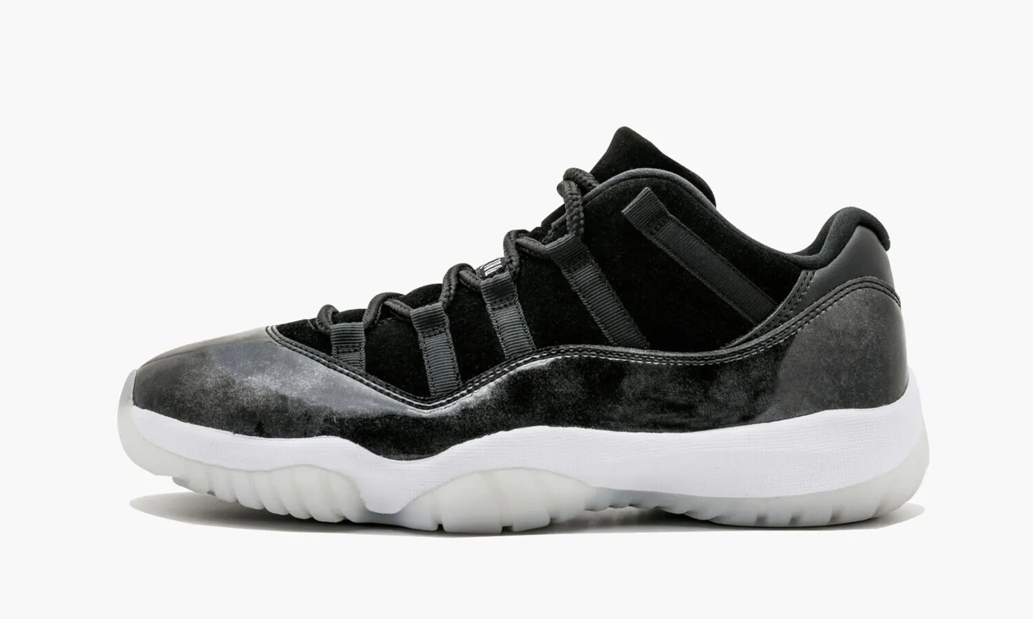 JORDAN 11 RETRO LOW Barons - beetsneakers