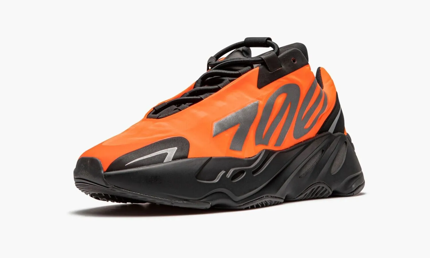 YEEZY BOOST 700 MNVN Orange - beetsneakers