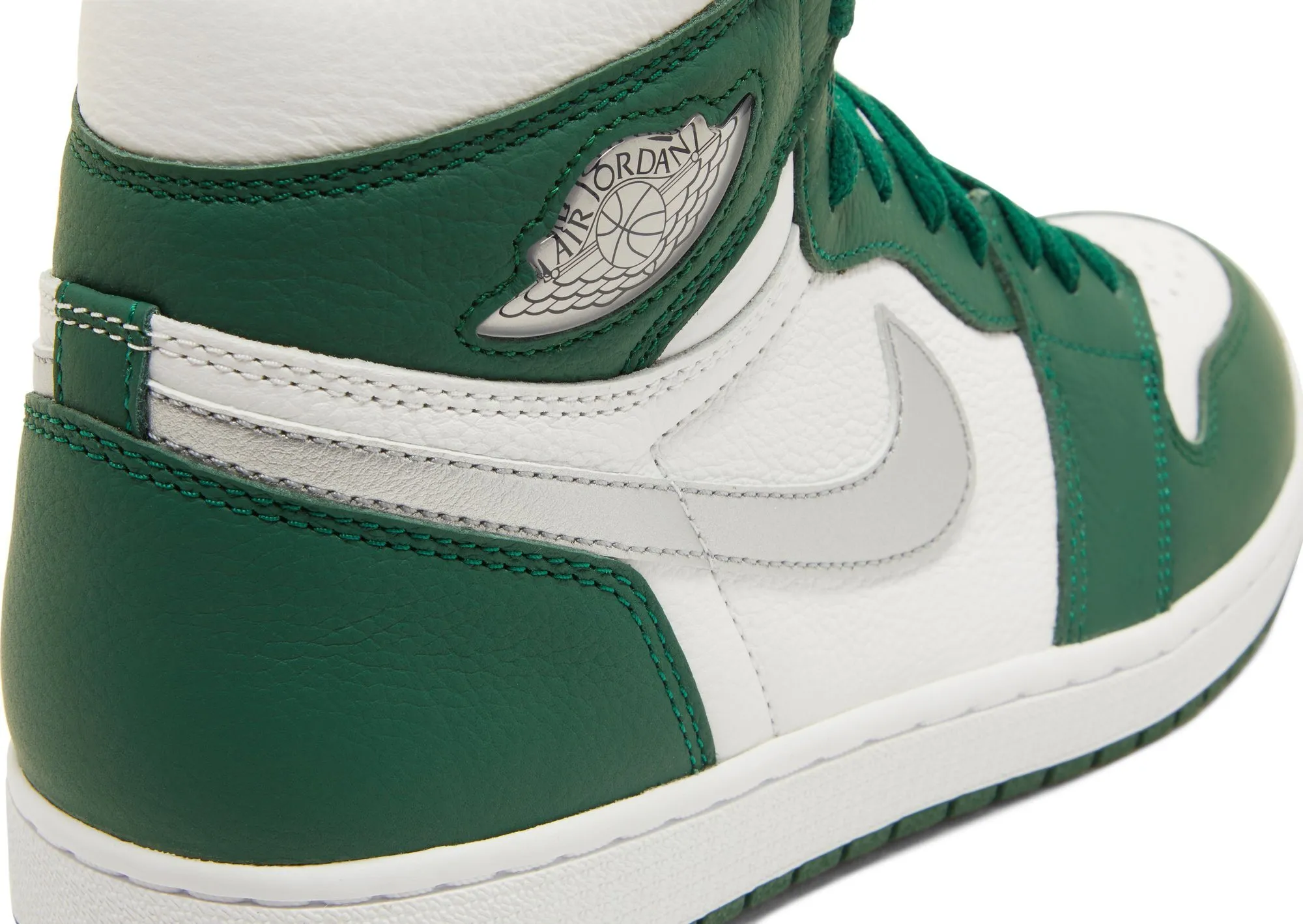 Jordan 1 Retro High OG 'Gorge Green' - beetsneakers