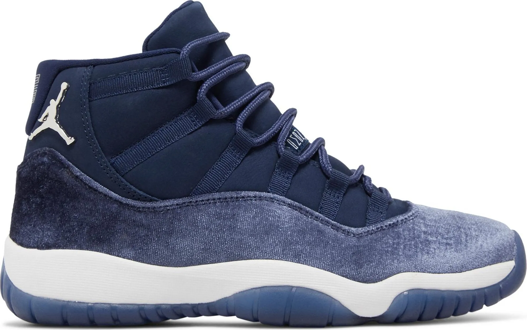 Jordan 11 Retro Midnight Navy - beetsneakers