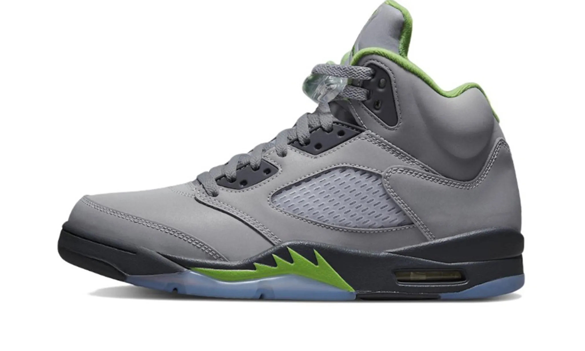 Jordan 5 Retro International Flight - beetsneakers