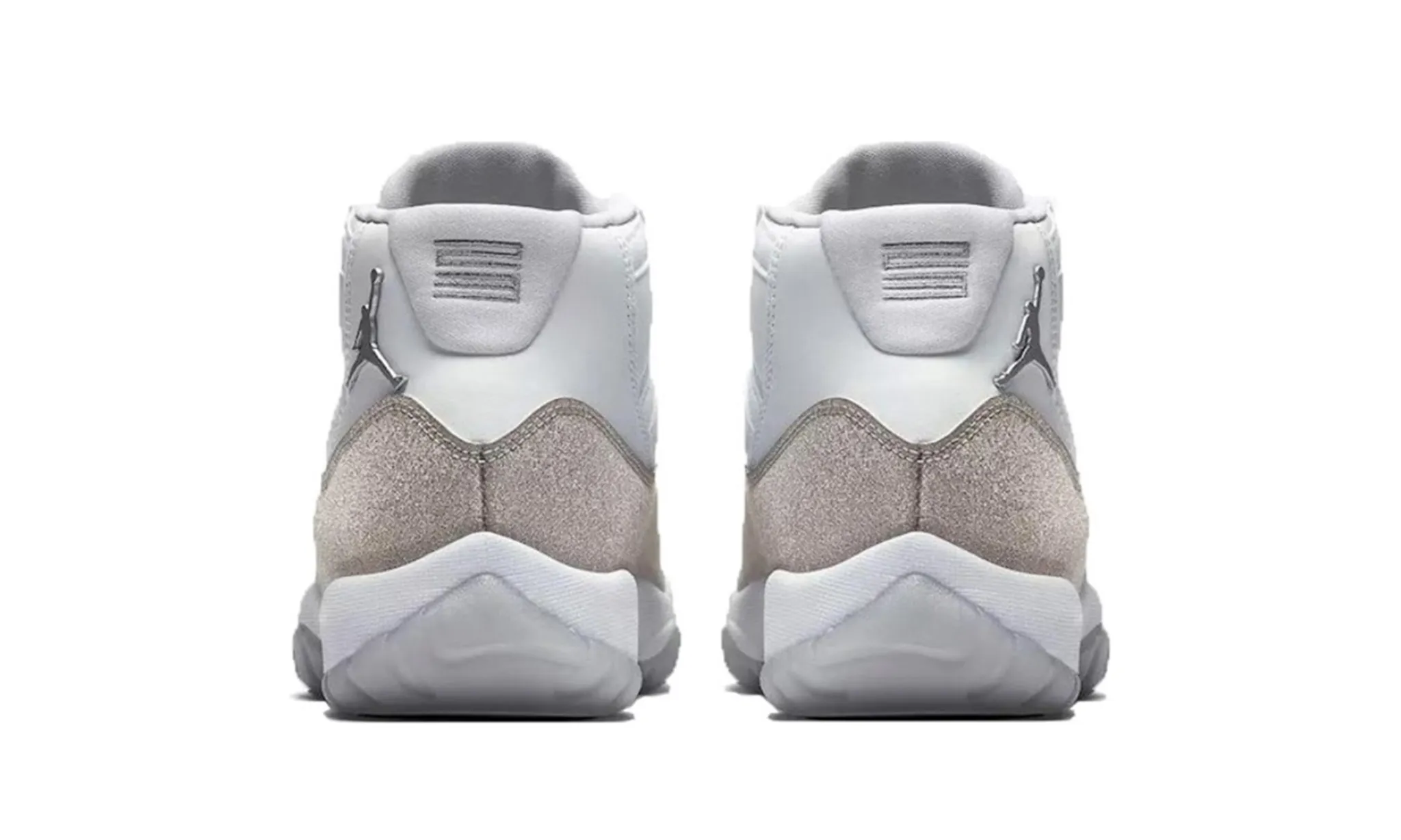 Jordan 11 Retro Metallic Silver - beetsneakers