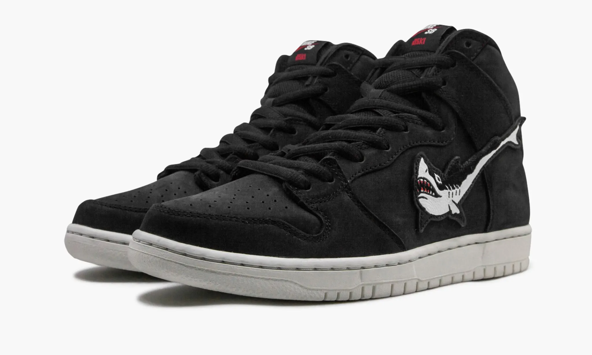 NIKE SB DUNK HIGH Oski Shark - beetsneakers
