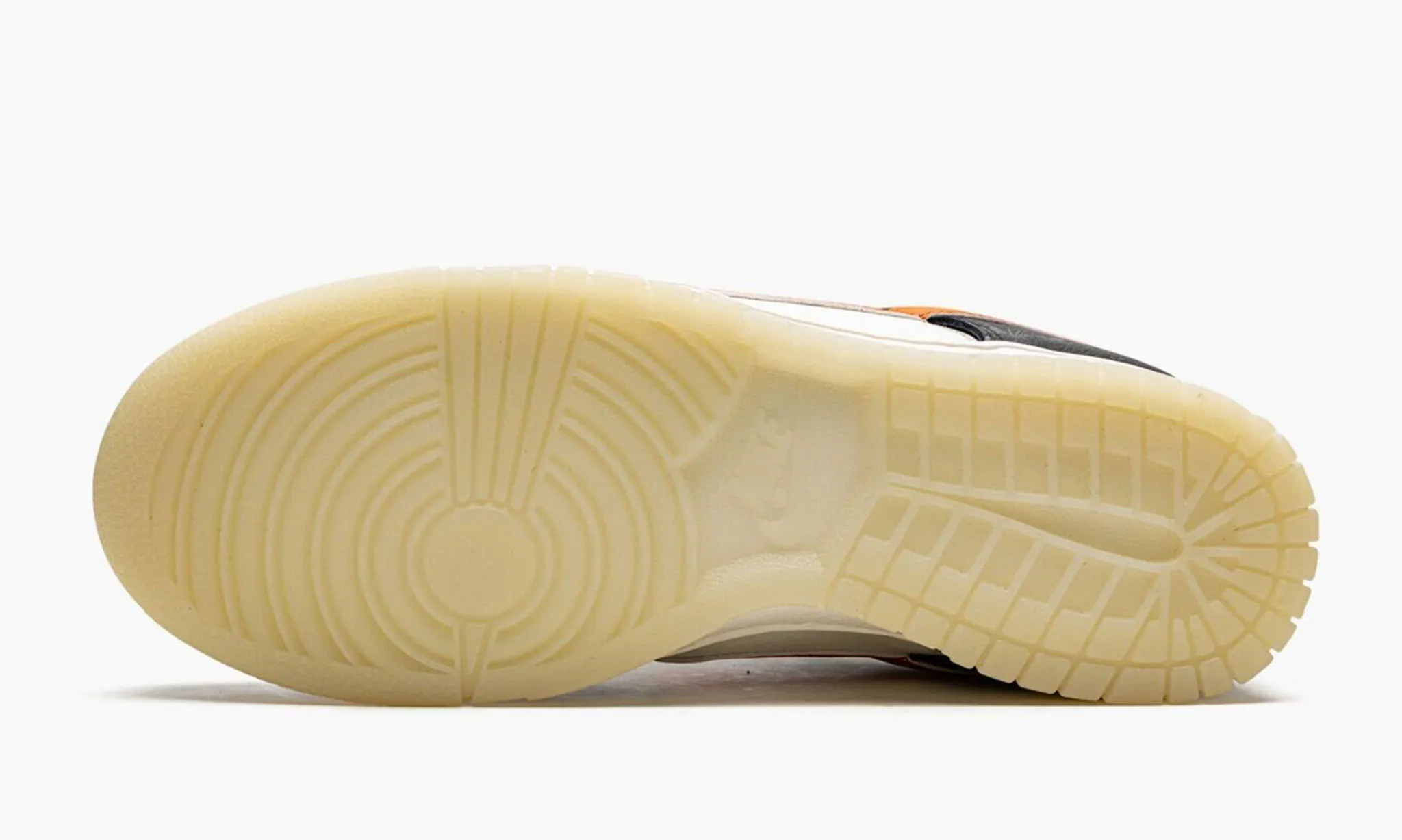 NIKE DUNK LOW RETRO PRM Halloween - beetsneakers