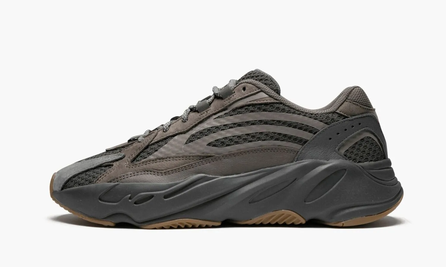 YEEZY BOOST 700 V2 Geode - beetsneakers