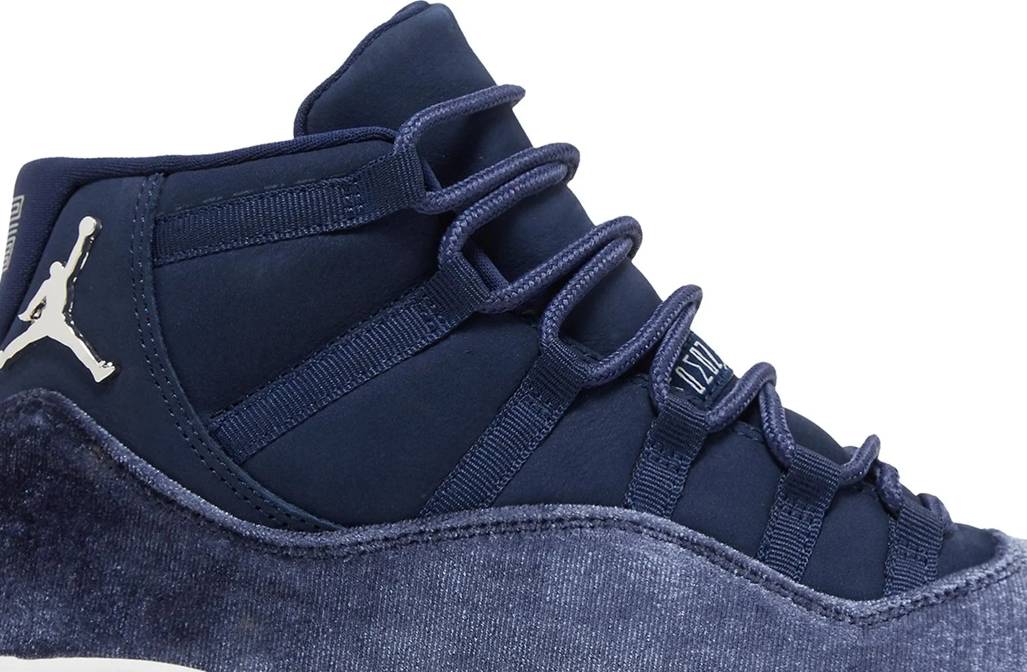 Jordan 11 Retro Midnight Navy - beetsneakers