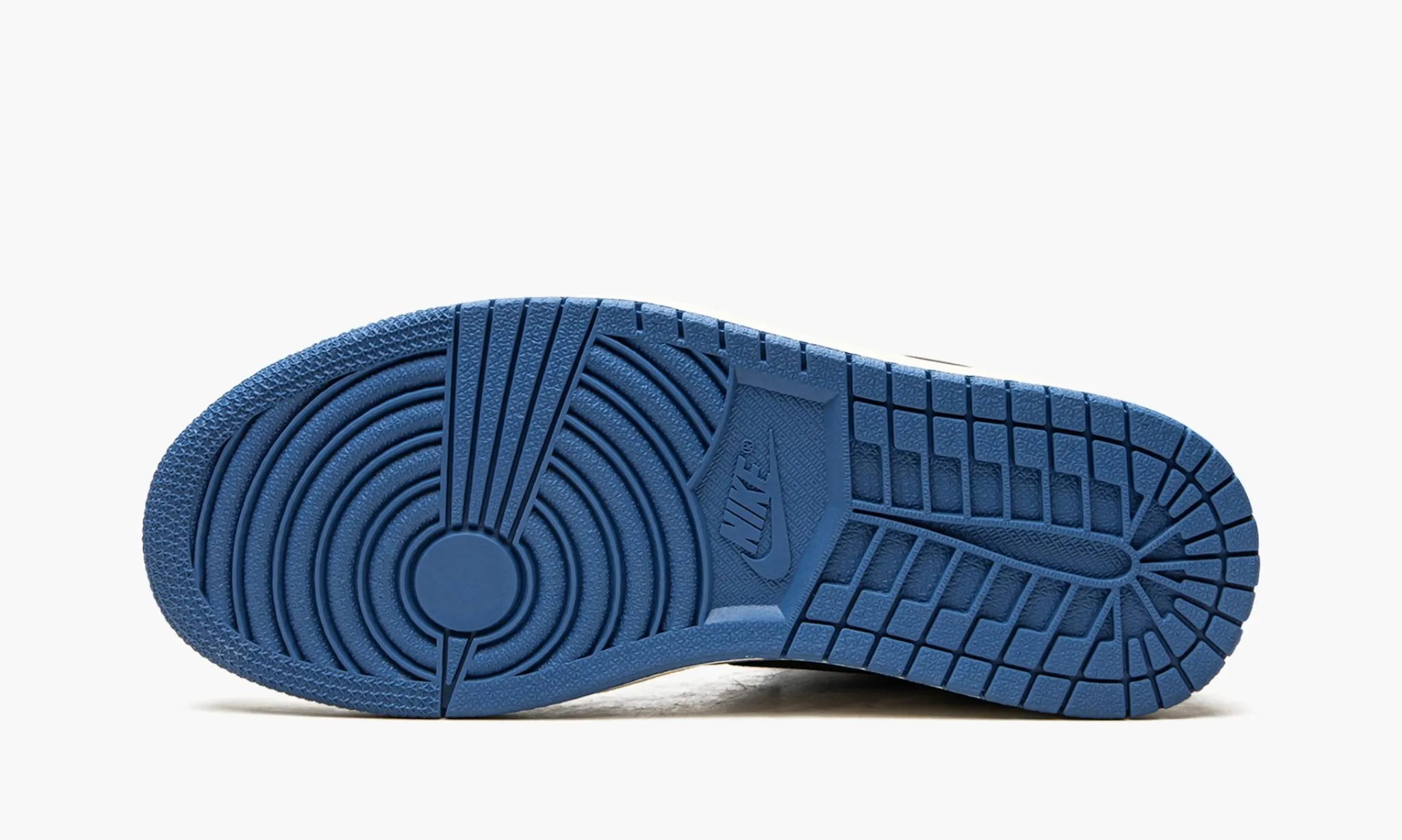 Jordan 1 High OG SP Fragment x Travis Scott - beetsneakers