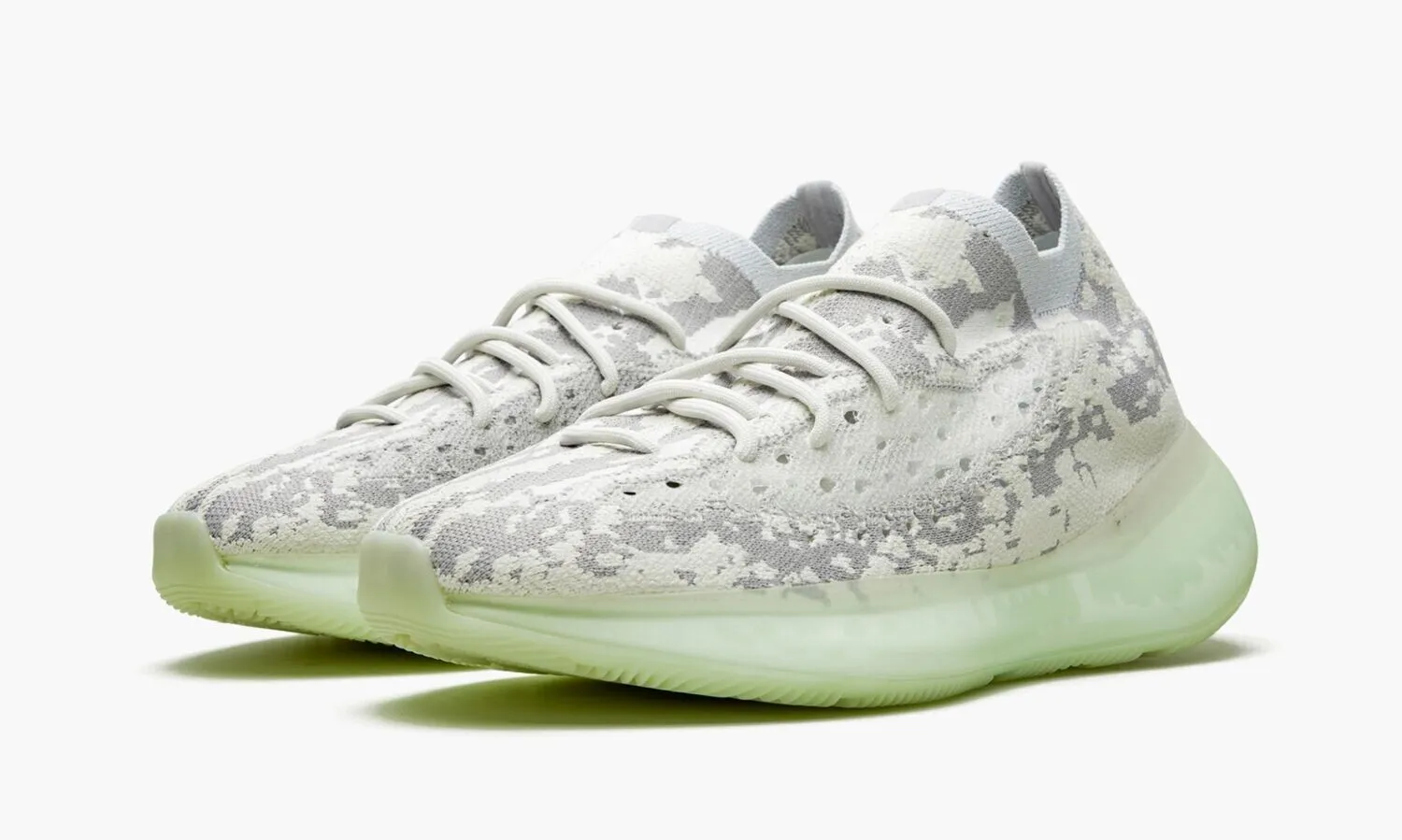 YEEZY BOOST 380 Alien - beetsneakers