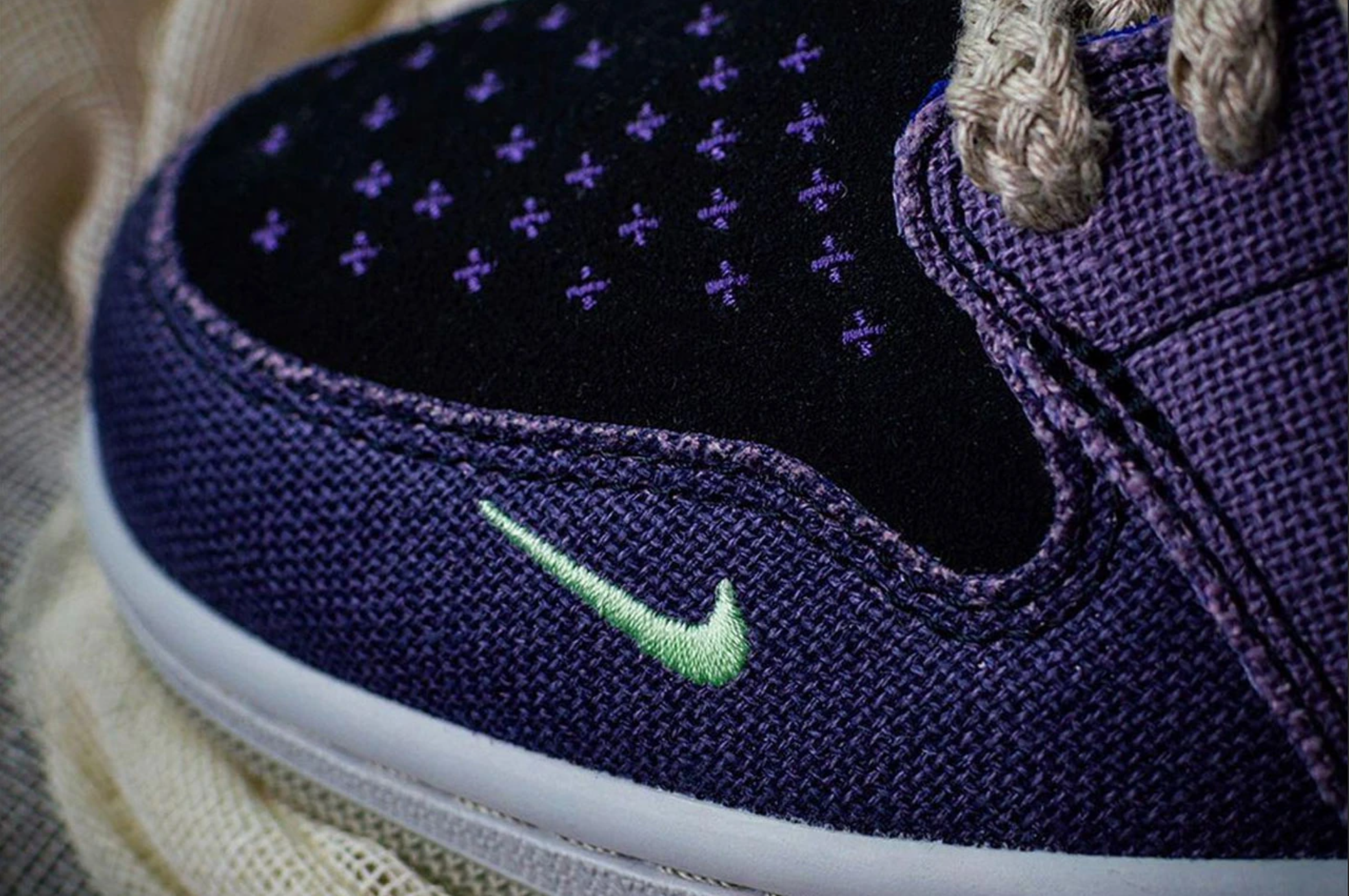 Jordan 1 Retro Low OG Zion Williamson Voodoo Alternate - beetsneakers