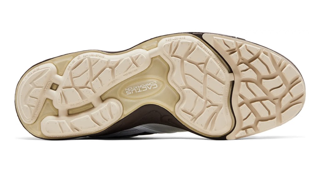 Travis Scott x Zoom Field Jaxx Light Chocolate - beetsneakers