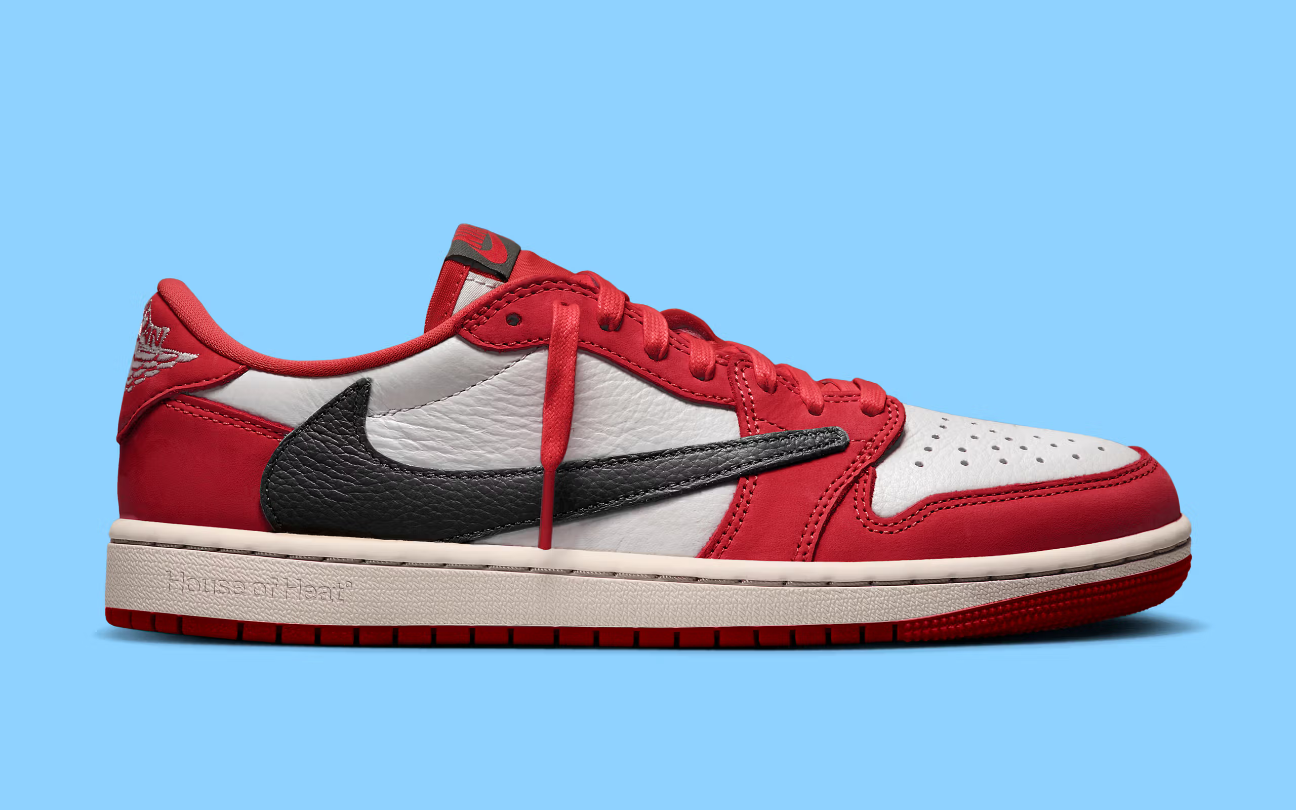 Travis Scott x Air Jordan 1 Low OG Chicago - beetsneakers