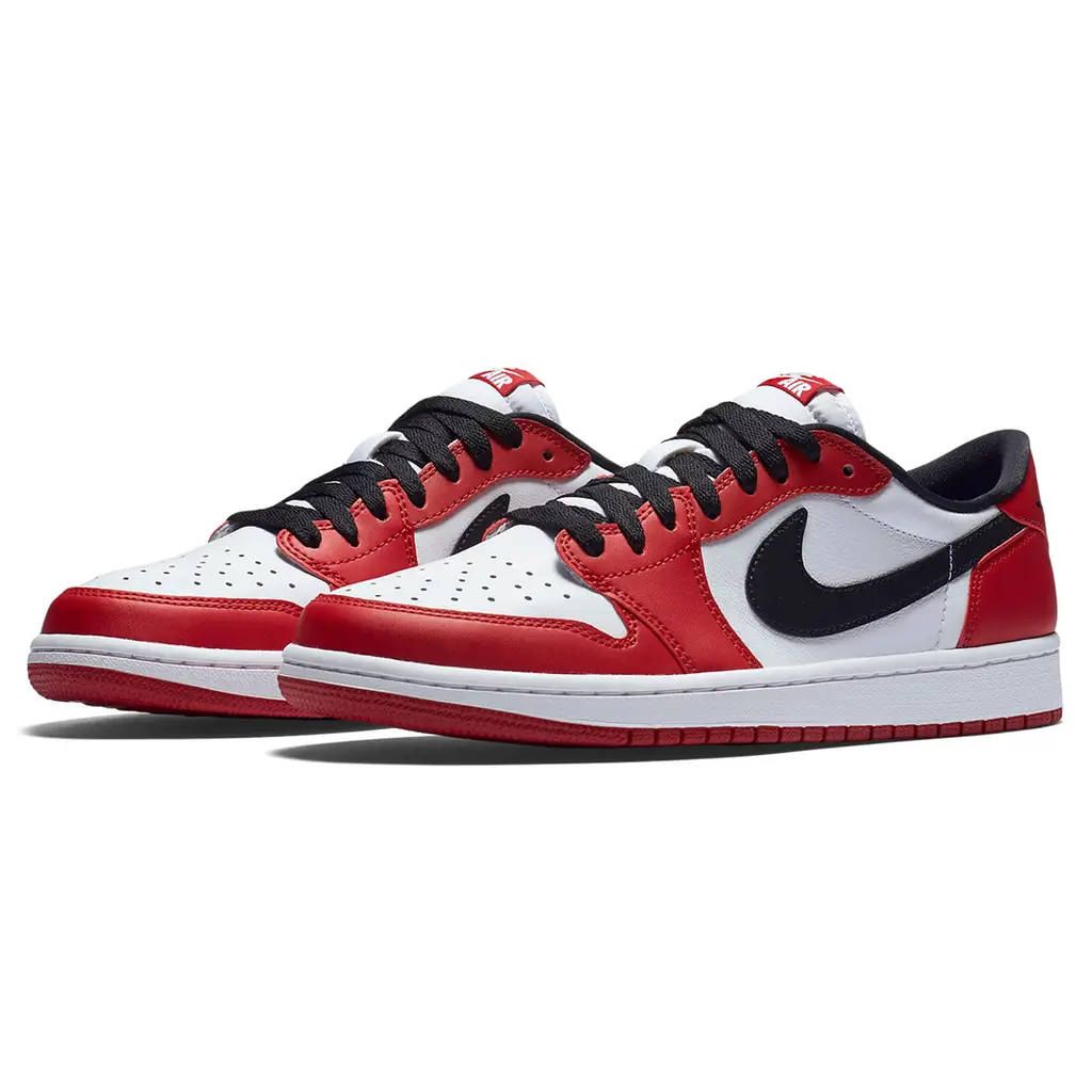 Travis Scott x Air Jordan 1 Low OG Chicago - beetsneakers