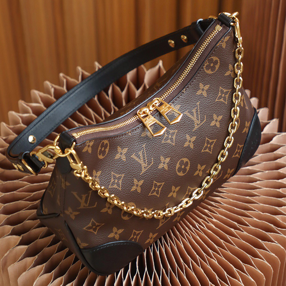 LV-𝐁𝐎𝐔𝐋𝐎𝐆𝐍𝐄-m45831