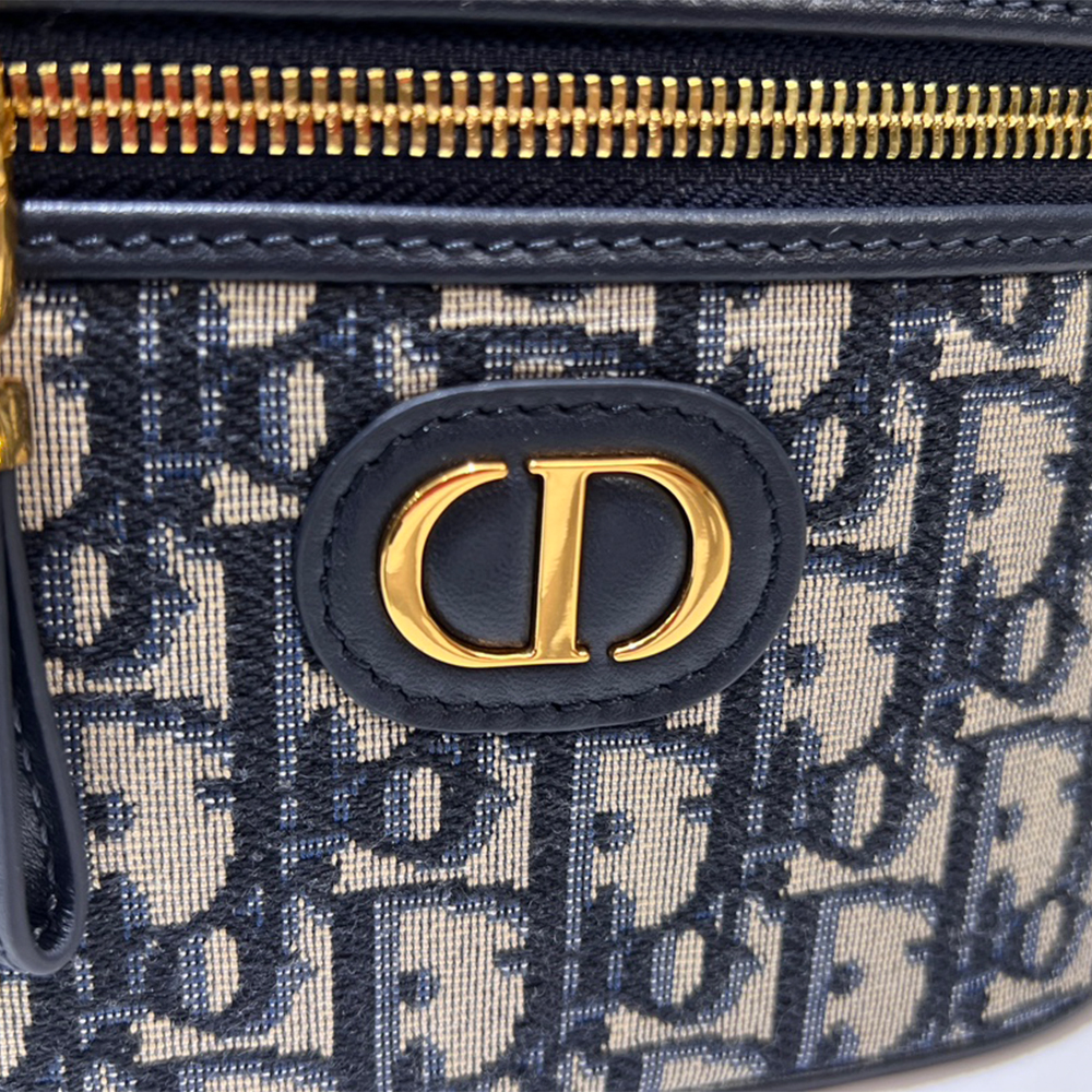 Dior-Montaigne Vanity-m928