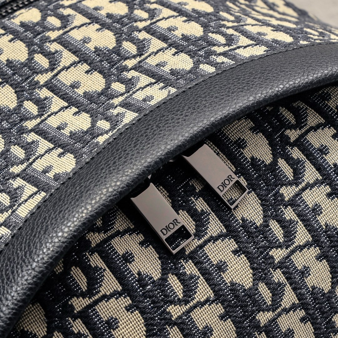 Dior-Oblique-7066
