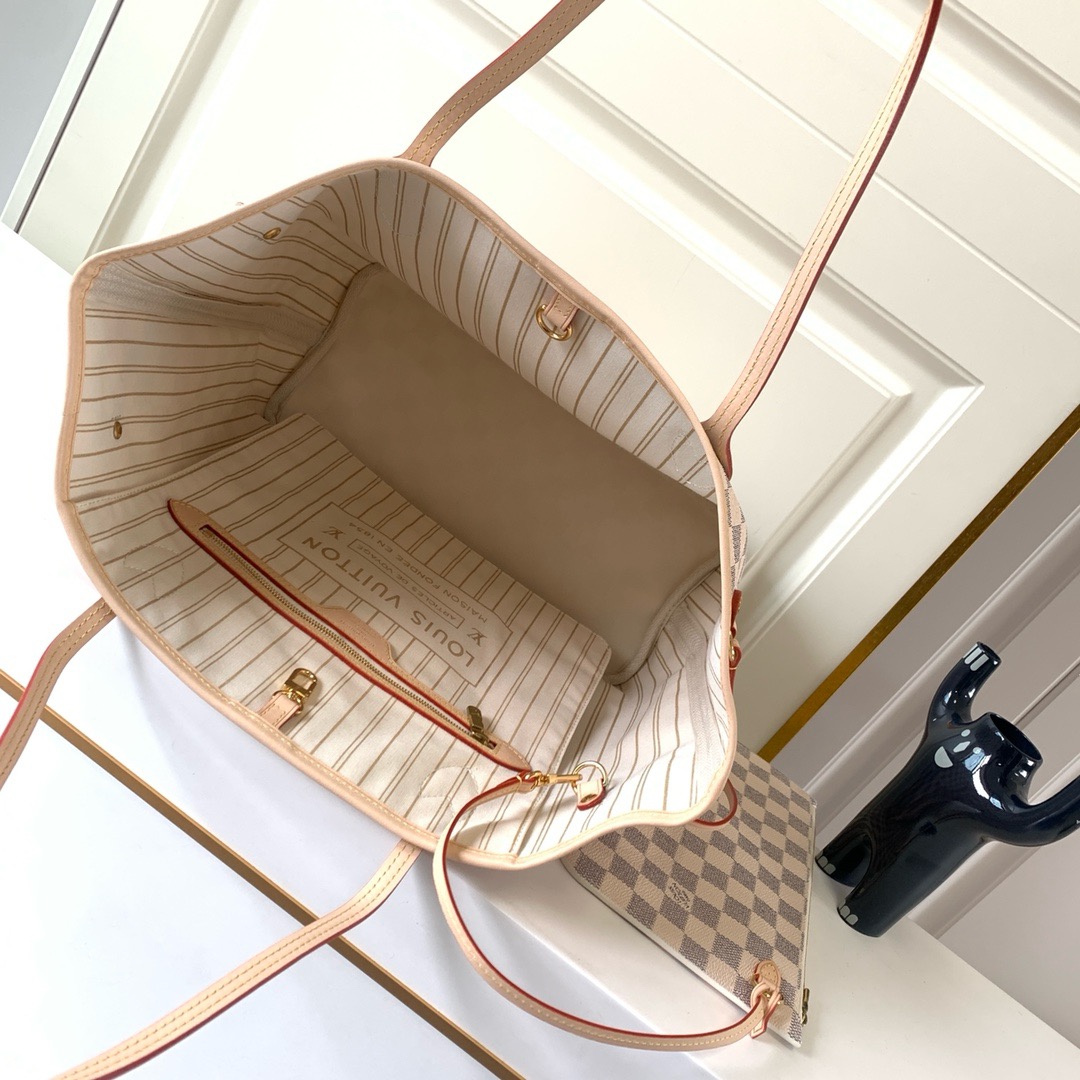 LV-NEVERFULL-n4136