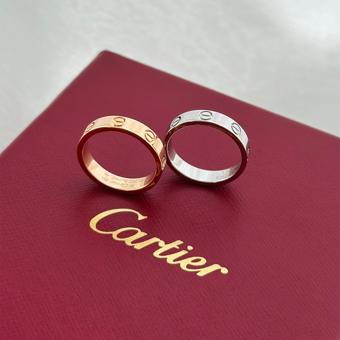 Cartier-screw ring